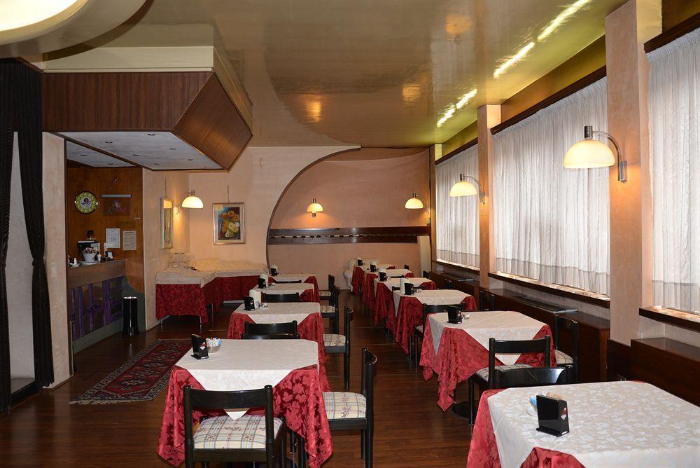 Hotel Salieri 3*