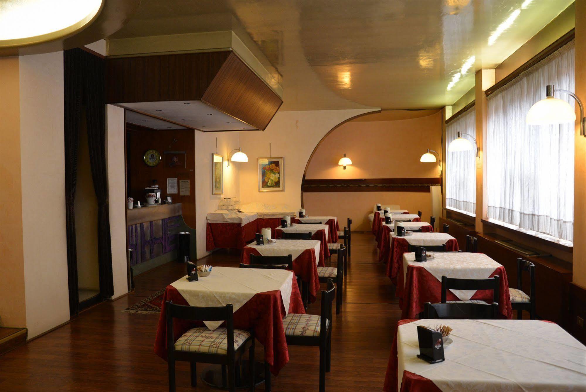Salieri Hotel 3*